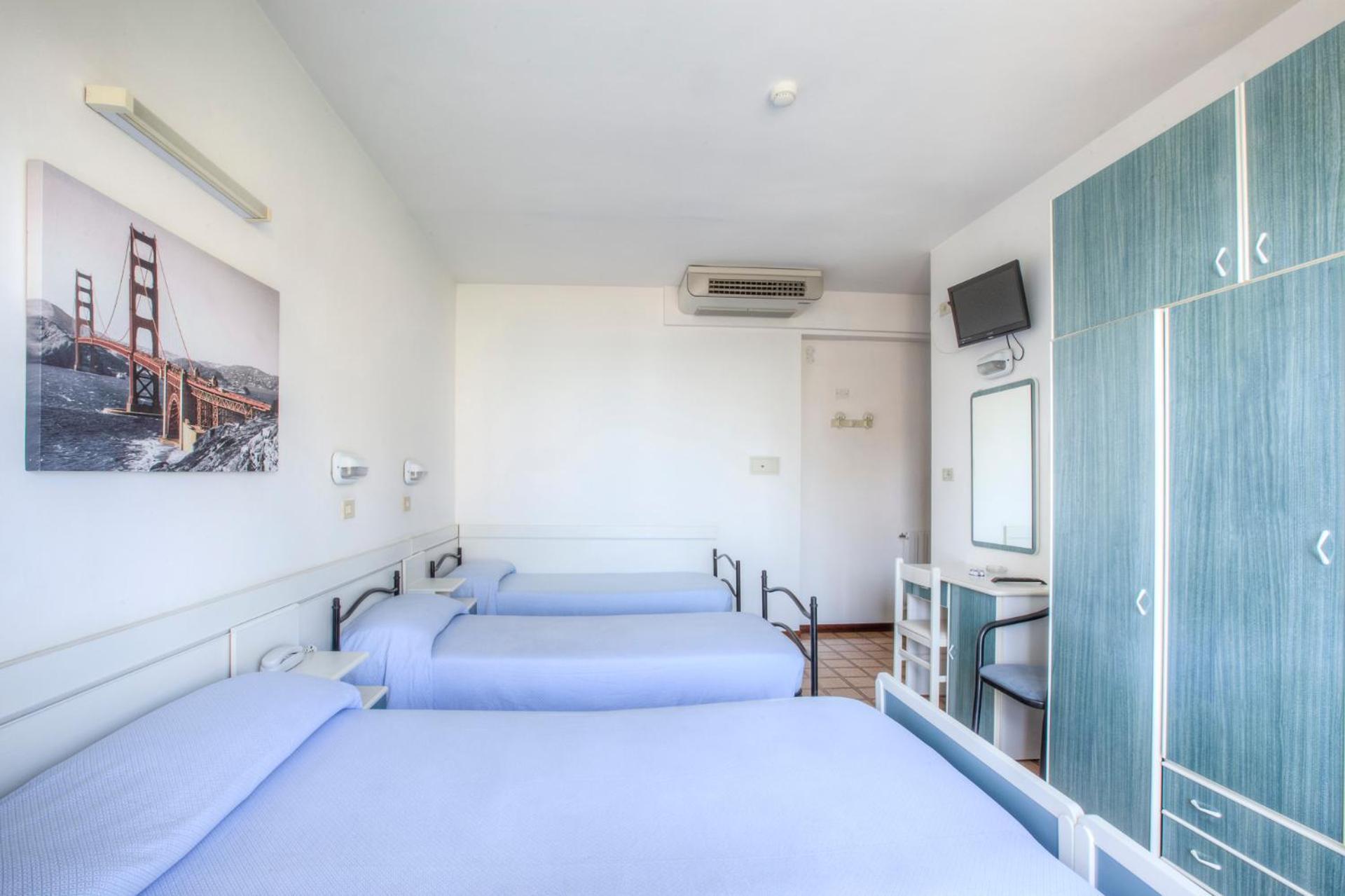 Hotel Taunus - Vista Mare Riccione Exteriör bild